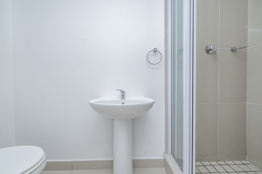 1 Bedroom Property for Sale in Heathfield Western Cape
